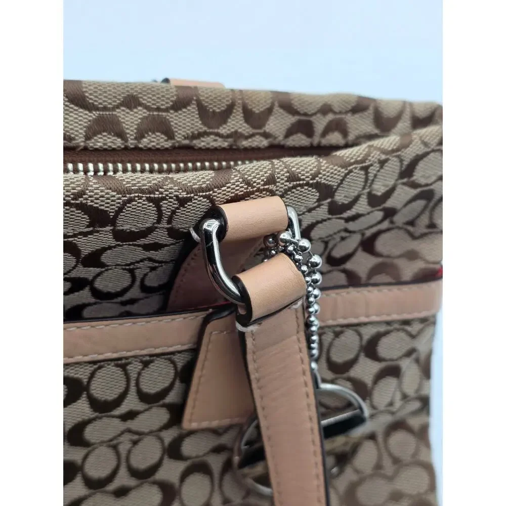 Coach signature stripe
